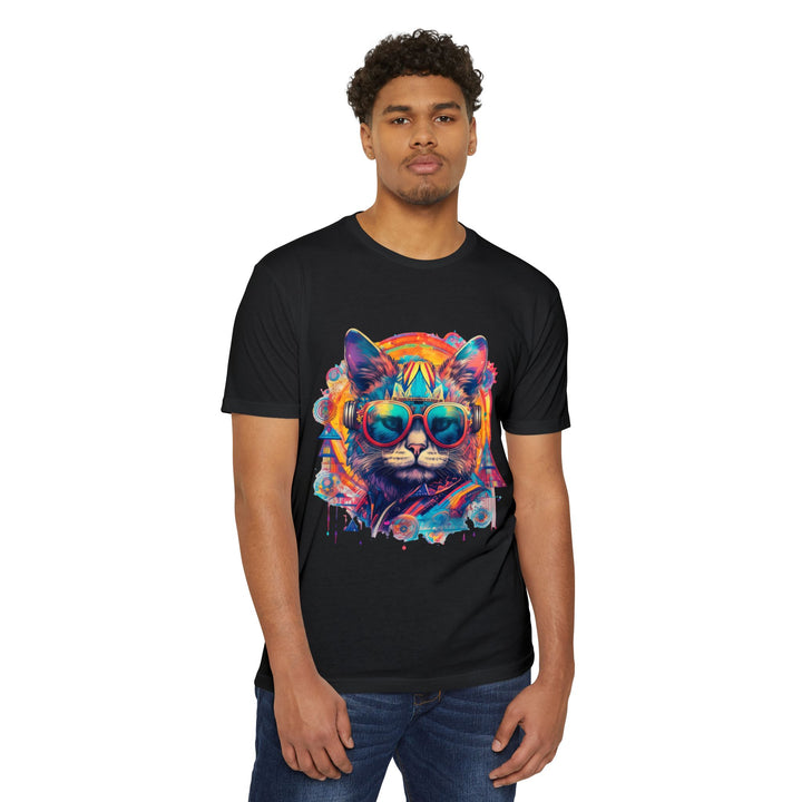 Urban Art Cat Top - Unisex Pop Culture T-Shirt